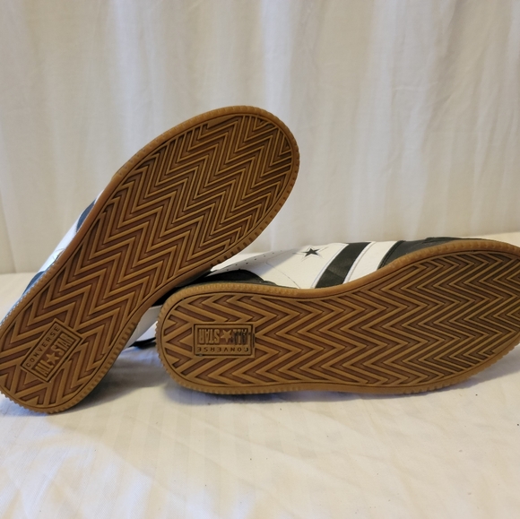 VERY RARE Converse Skateboarding Sneakers, Black & White Leather, US Men's 10 - Picture 6 of 7